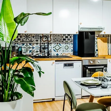 Oasis - 10 Min From Disney, Free Parking, Self-checkin *