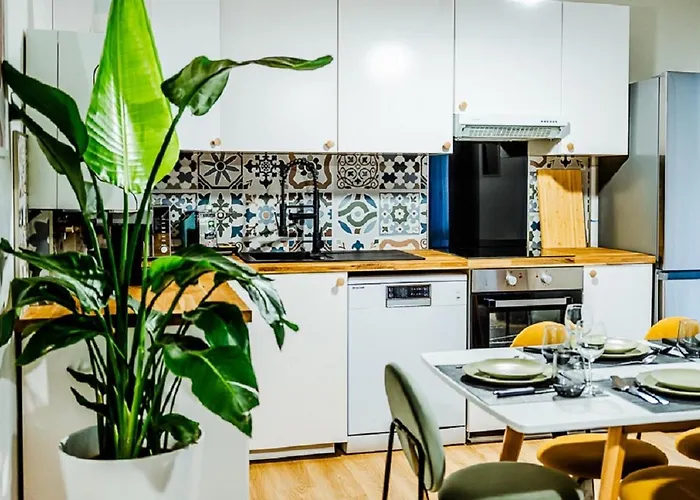 Oasis - 10 Min From Disney, Free Parking, Self-checkin *